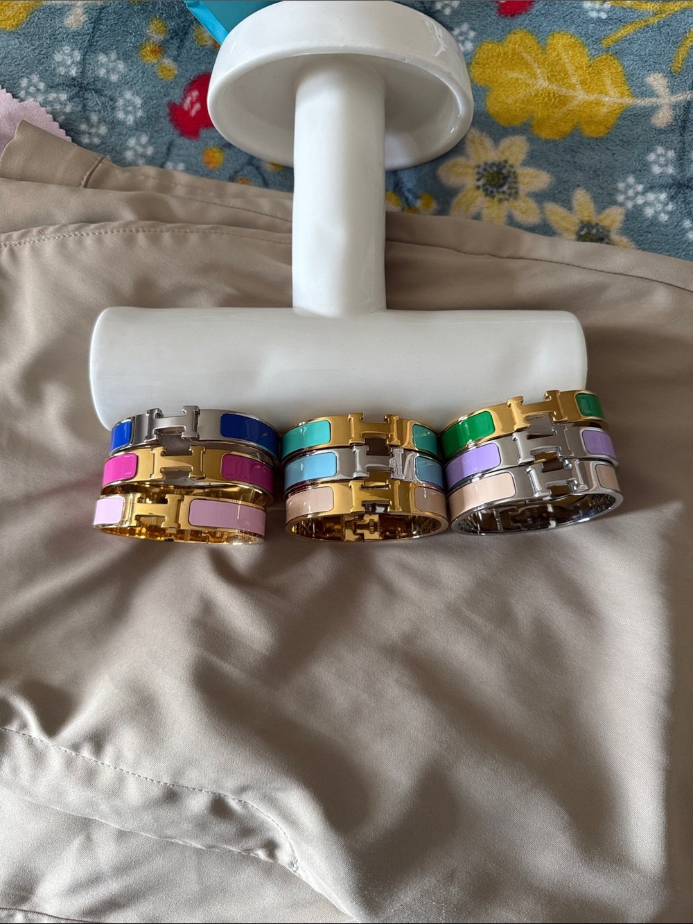 H brackets fashion new never used.  50 aech